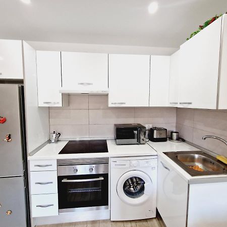 Luxury San Marino Apartment & Pool View Лос Кристианос Екстериор снимка