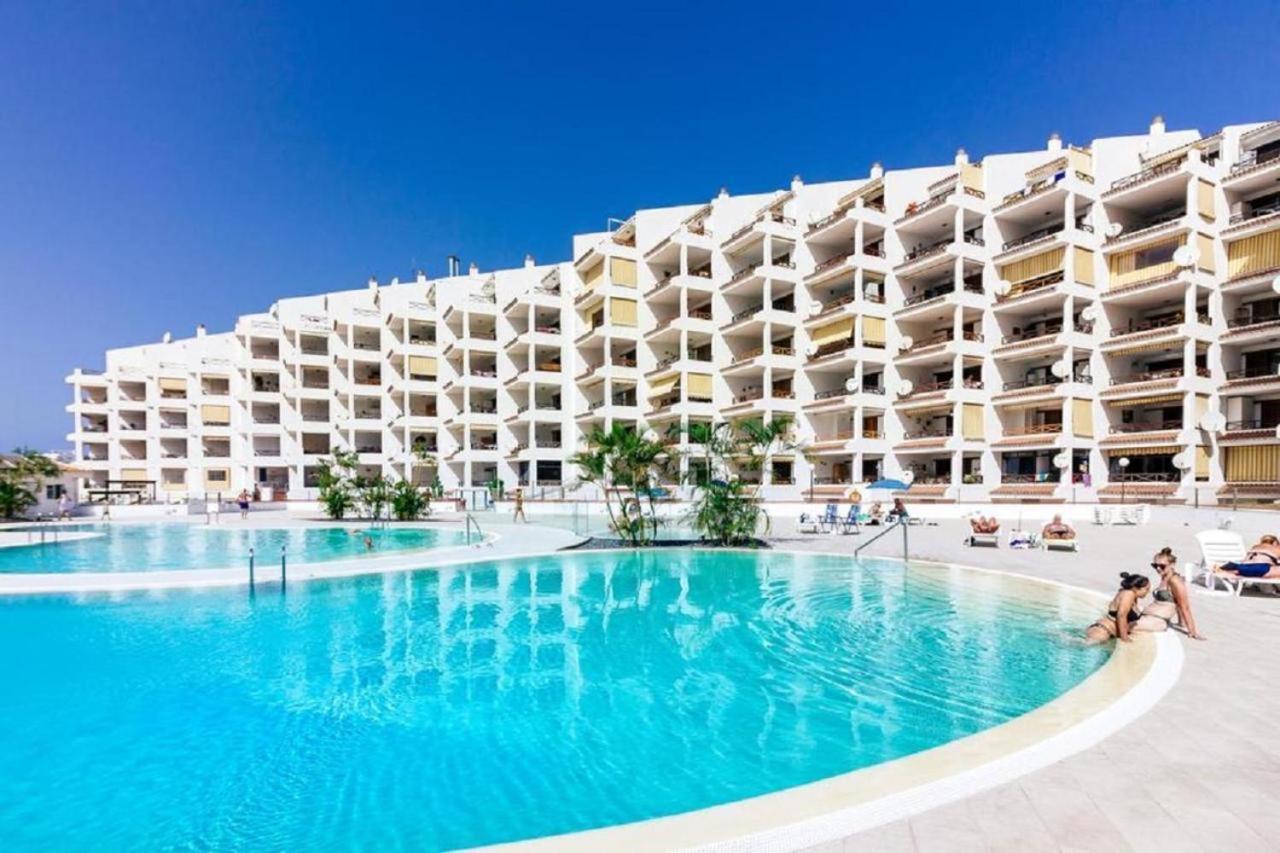 Luxury San Marino Apartment & Pool View Лос Кристианос Екстериор снимка