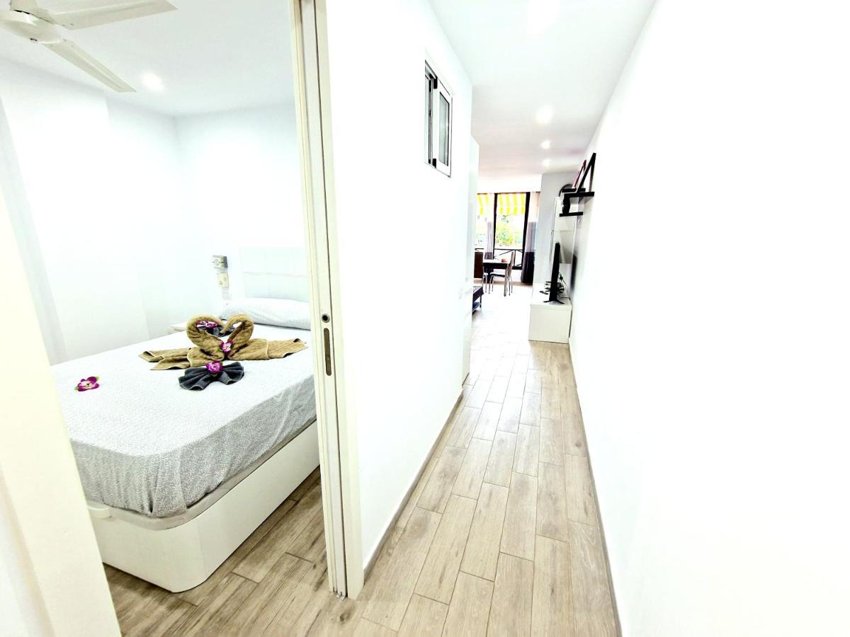 Luxury San Marino Apartment & Pool View Лос Кристианос Екстериор снимка