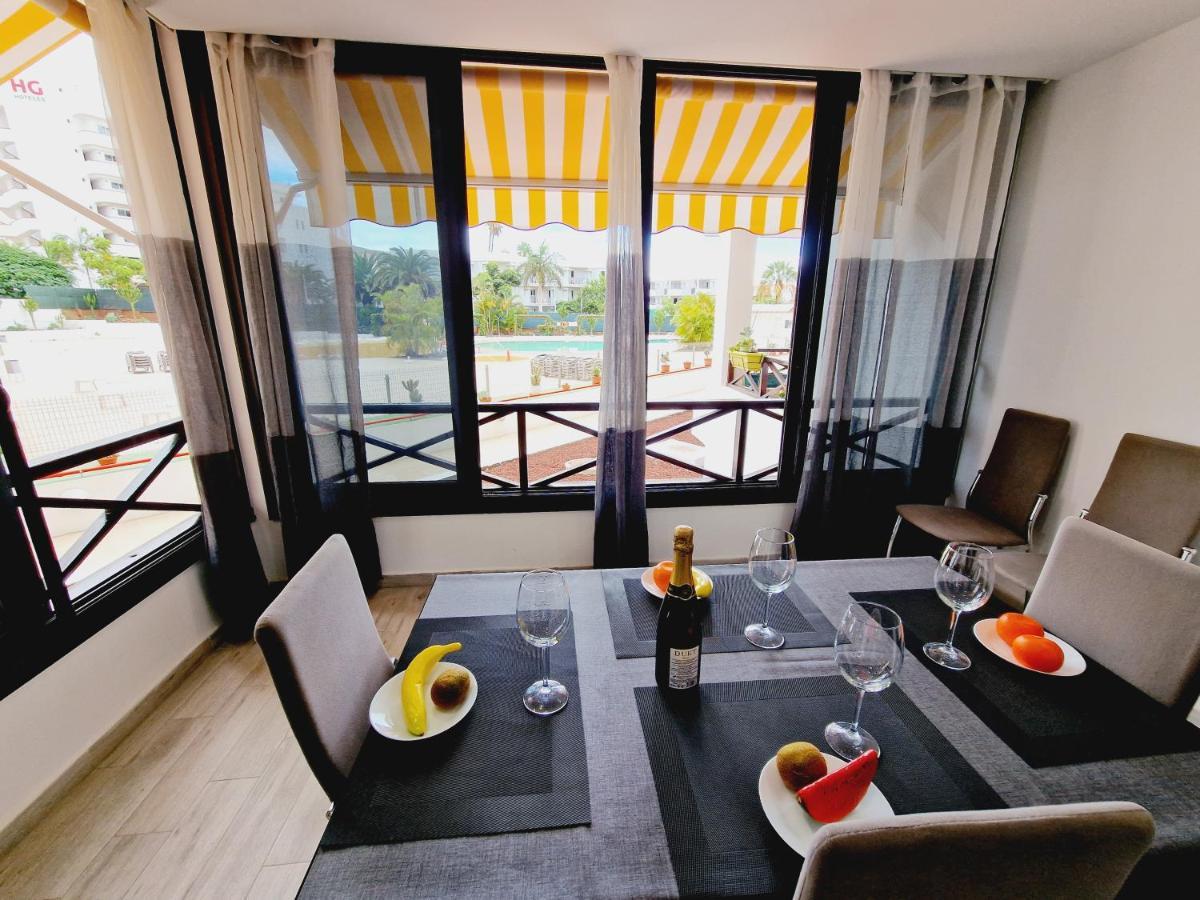 Luxury San Marino Apartment & Pool View Лос Кристианос Екстериор снимка